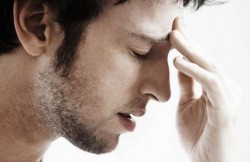 Baş ağrısına ne iyi gelir? İlaçsız çözüm Baş ağrısına ne iyi gelir? İlaçsız çözüm