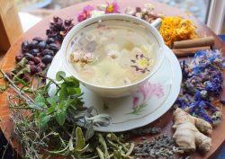 bogaz-agrisina-iyi-gelen-bitki-caylari